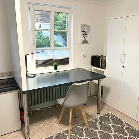 Bella - Business&family, Messe Flughafen In 5 Min, Smarttv, Netflix, Waschmaschine, 24h Checkin, 35qm Apartment Stuttgart