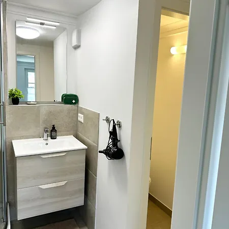 Beluna Living - Business&family, Messe Flughafen In 5 Min, Smarttv, Netflix, Waschmaschine, 24h Checkin, 35qm 斯图加特