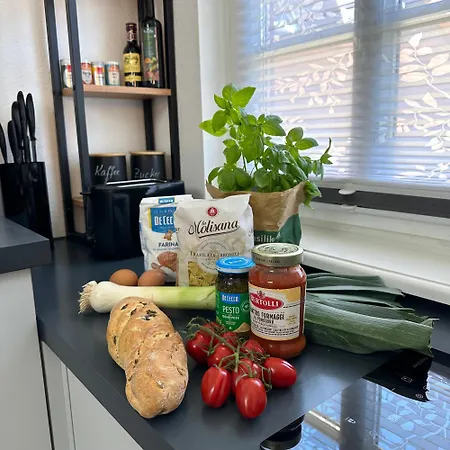 Apartment Bella - Business&family, Messe Flughafen In 5 Min, Smarttv, Netflix, Waschmaschine, 24h Checkin, 35qm *