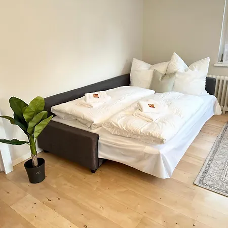Beluna Living - Business&family, Messe Flughafen In 5 Min, Smarttv, Netflix, Waschmaschine, 24h Checkin, 35qm 公寓 斯图加特