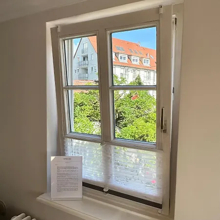 Bella Casa - Business&family, Messe Flughafen In 5 Min, Smarttv, Netflix, Waschmaschine, 24h Checkin, 35qm Apartment